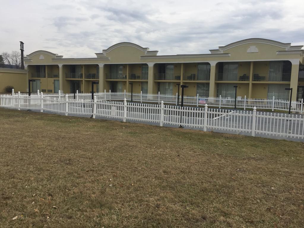 דנוויל Quality Inn & Suites מראה חיצוני תמונה